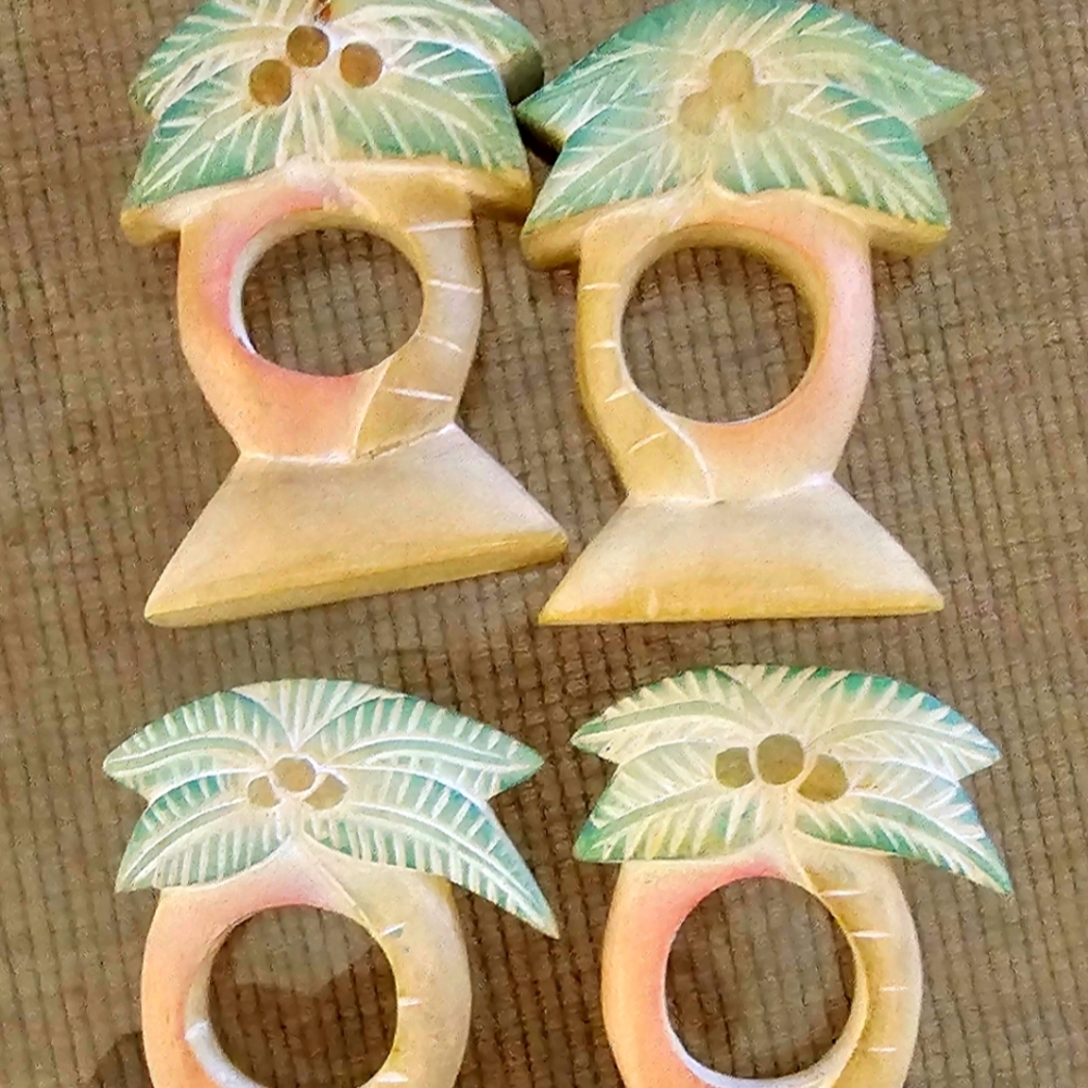 4 napkin rings
